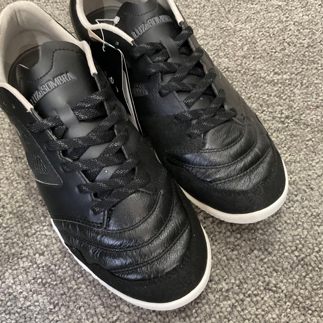 特価SALE‼︎ルース　フットサルシューズ　インドア　27.０