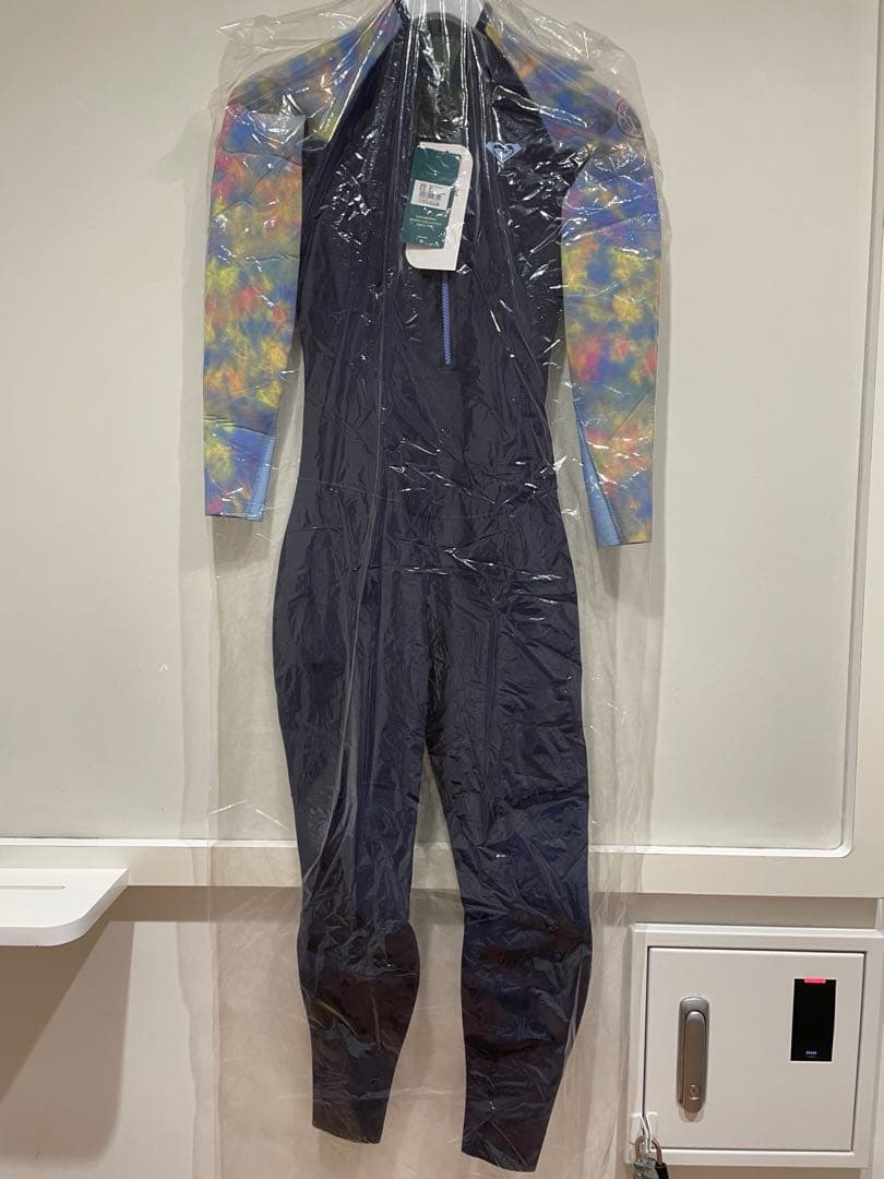 【新品•未使用•タグ付】ROXY 2/2 POPSURF フルスーツ