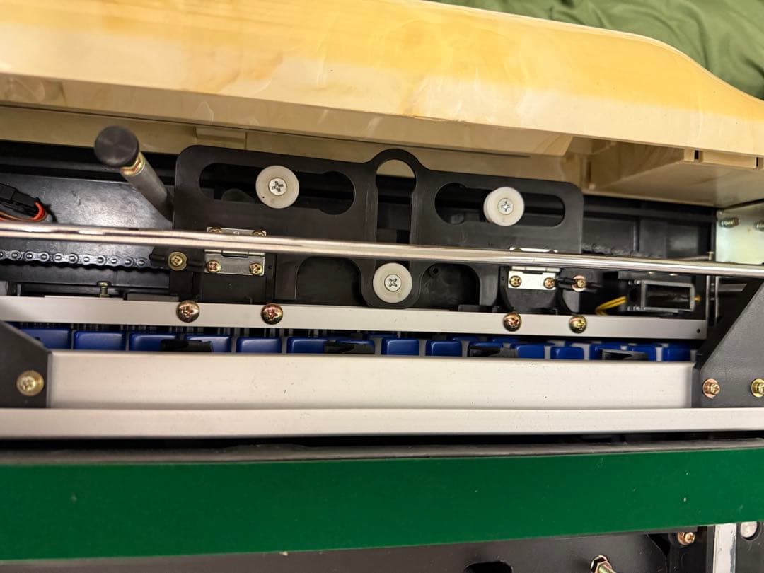 【送料込み】全自動麻雀卓　アモス　マーテル