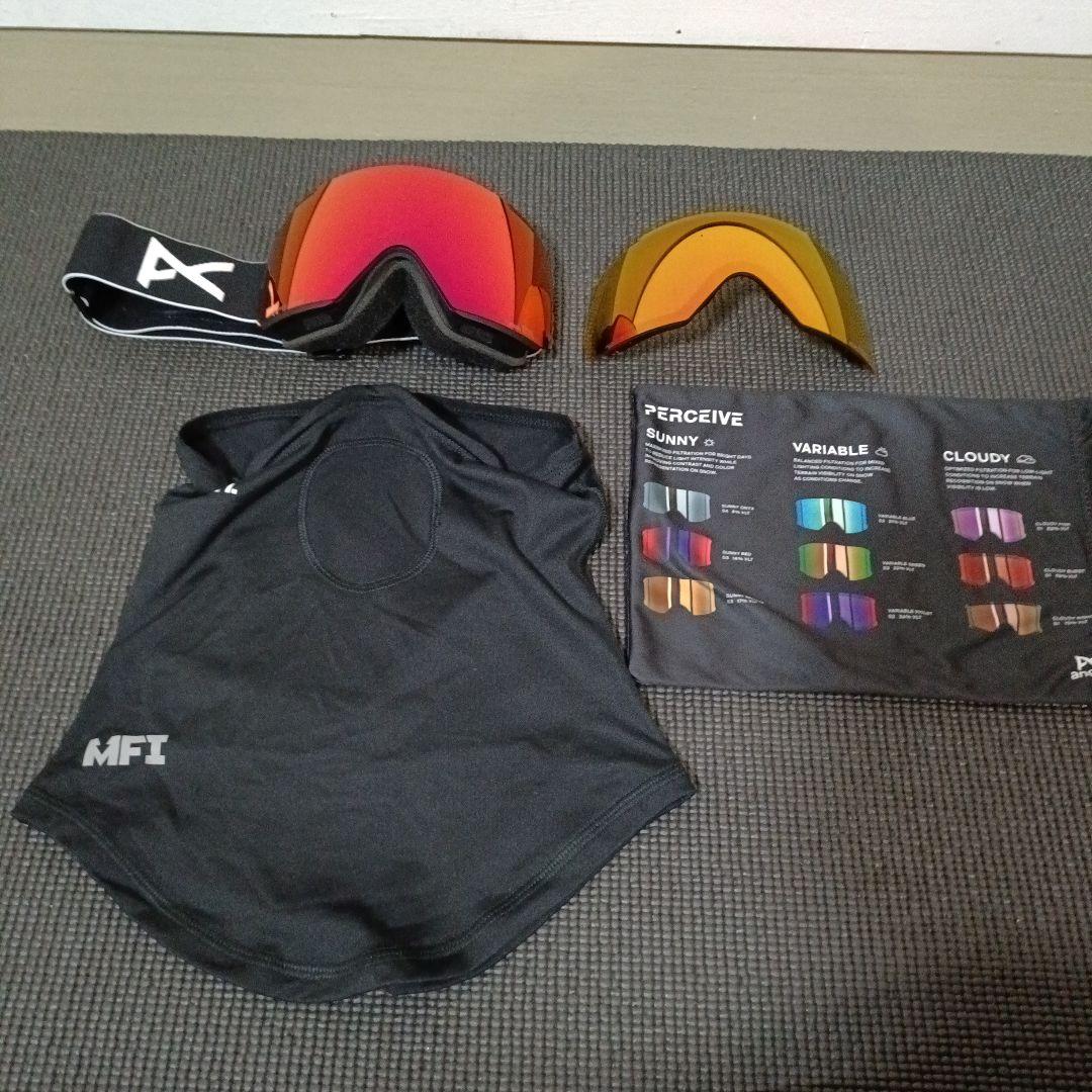 未使用品　anonゴーグル　M５　メンズ大人用ボーナスレンズとフェイスマスク付き