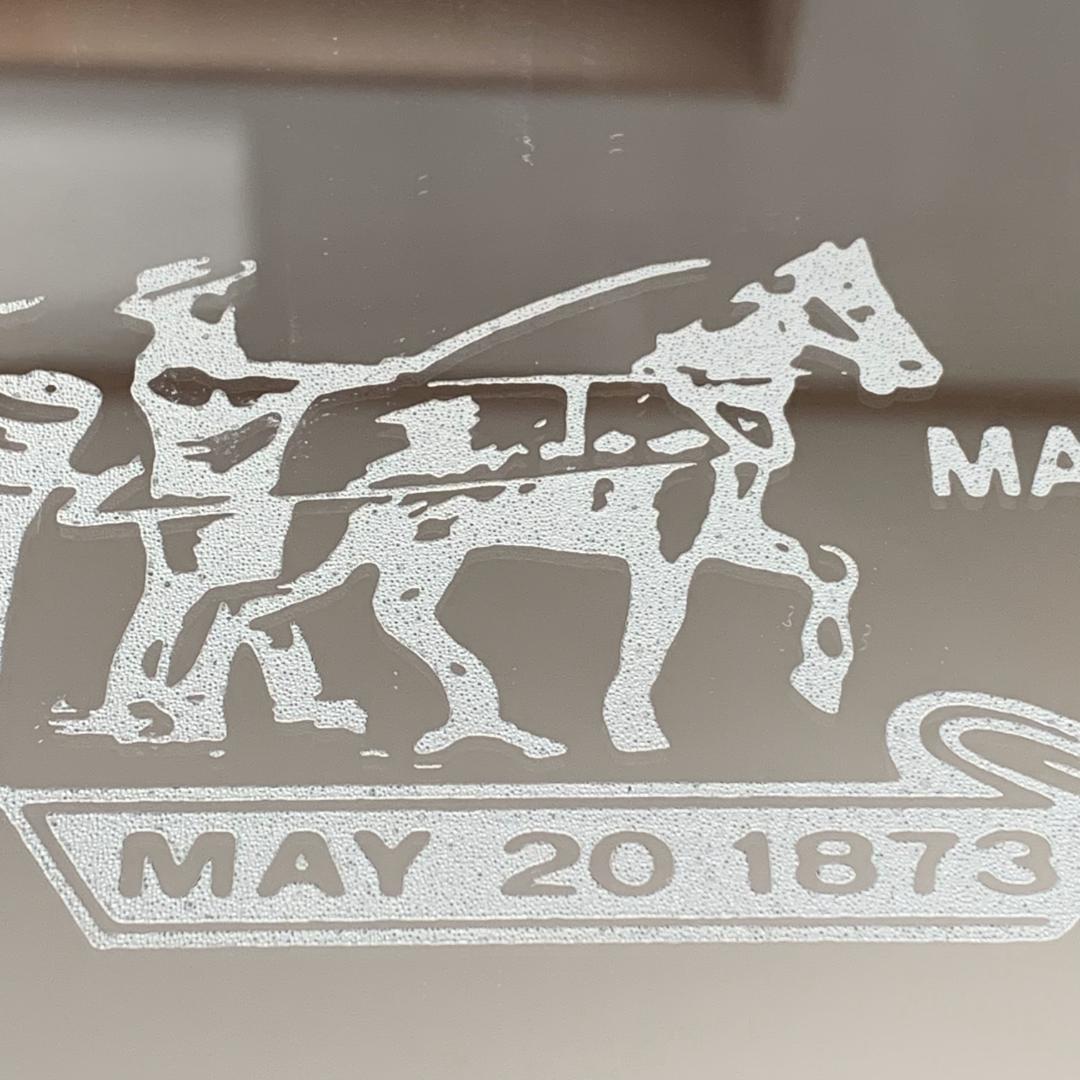 Levi's リーバイス ミラー 鏡 中古品