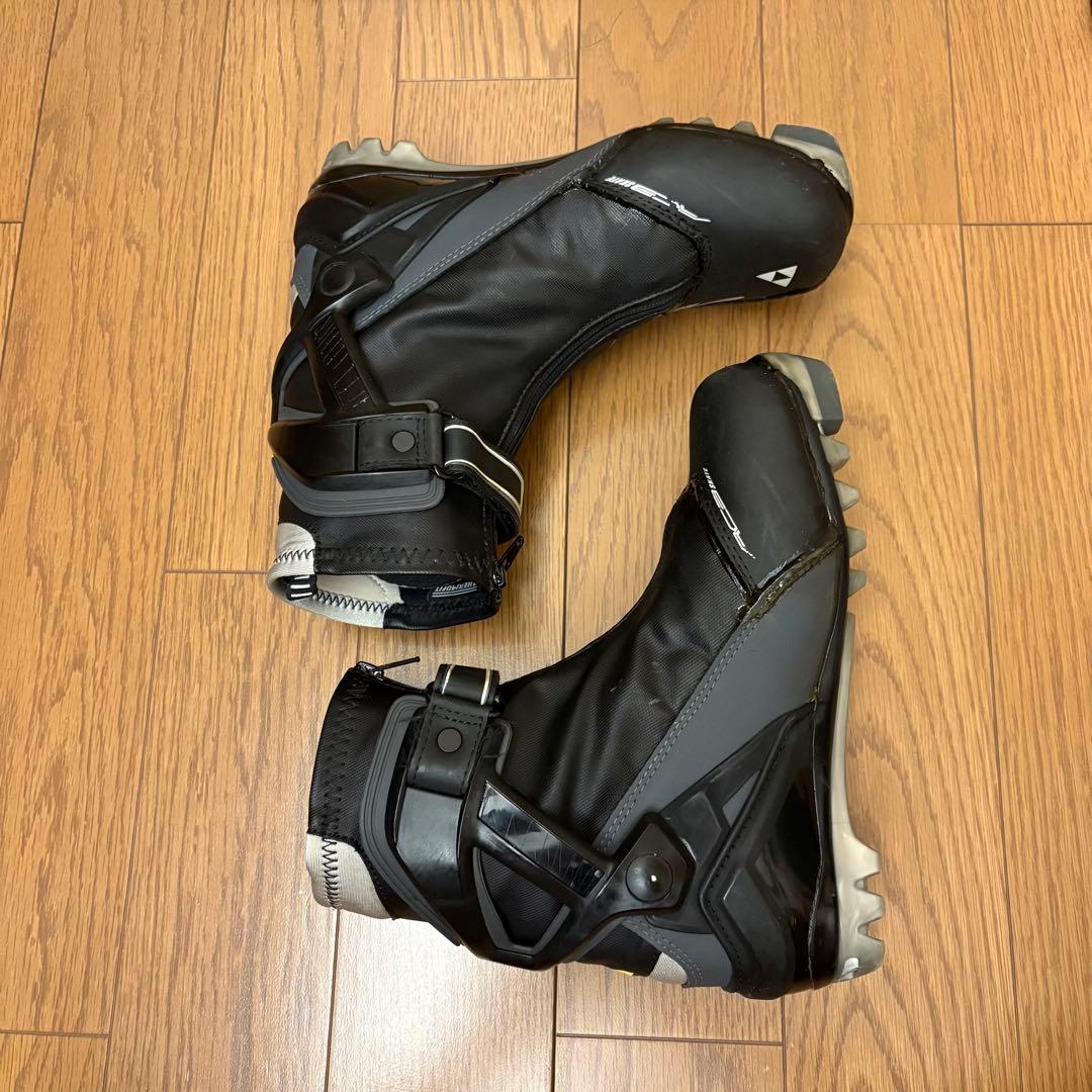 フィッシャーRC3 25.5 クロスカントリースキー　ブーツ