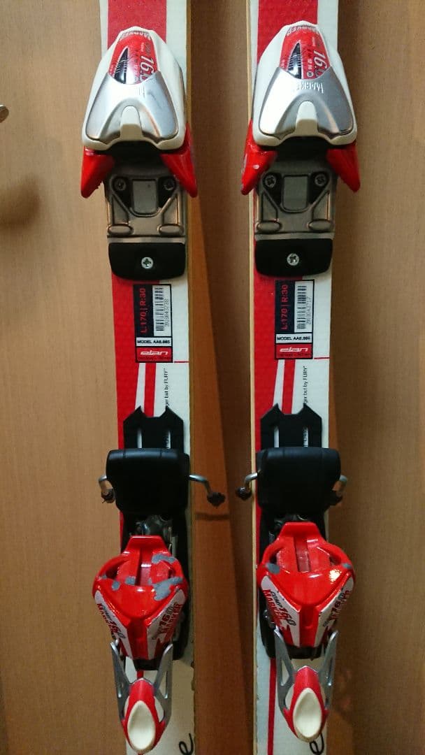 elan モーグル 170㎝ 範囲約265〜287㎜ エラン　スキー板