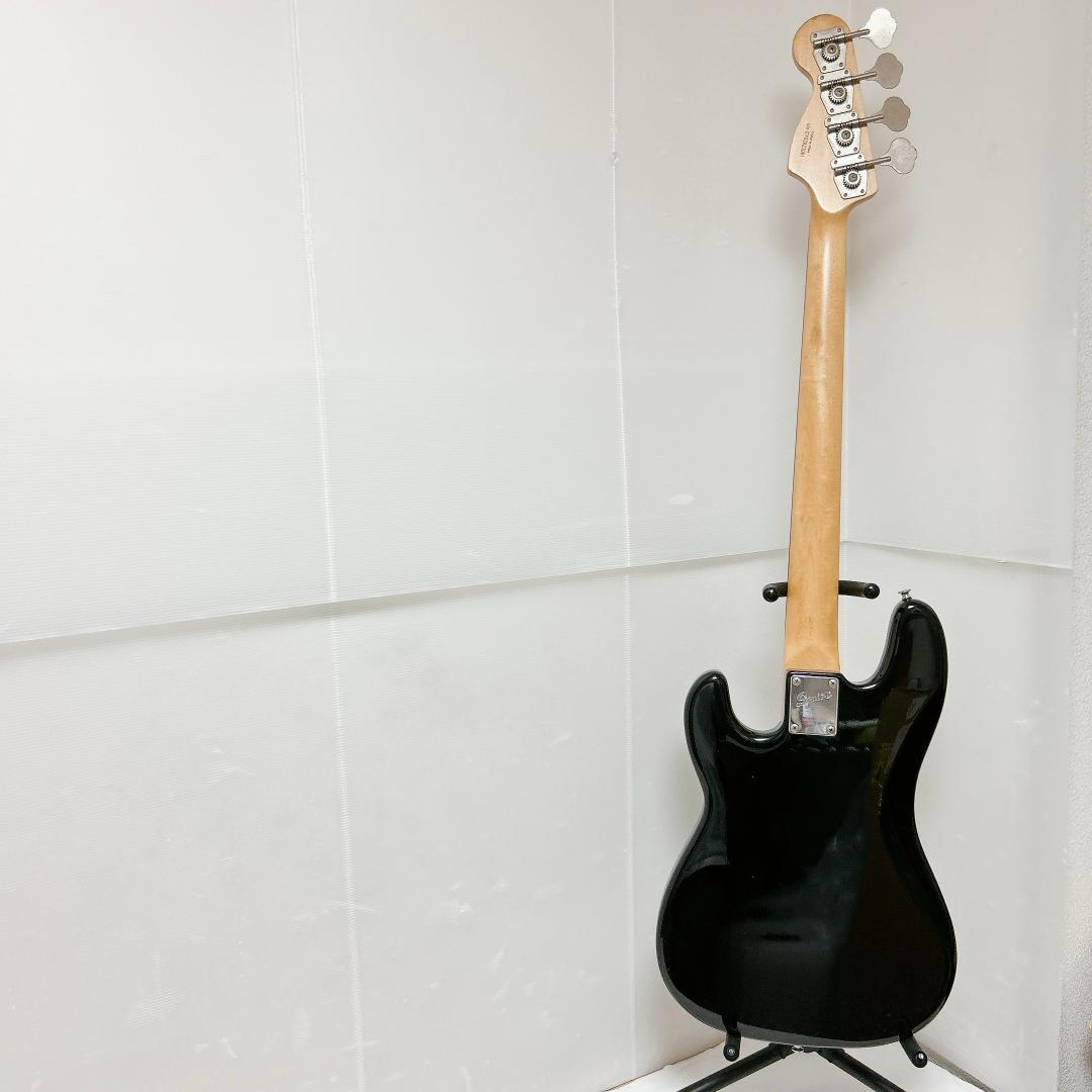 美品 Squier スクワイヤー プレシジョンベース プレベ 黒 ブラック