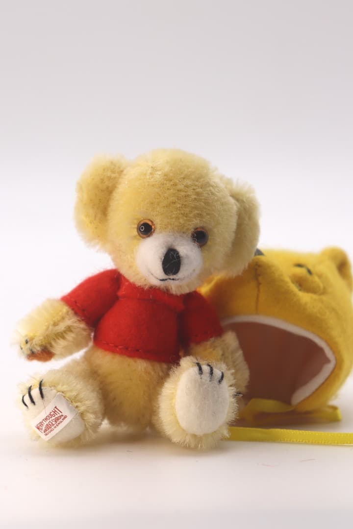 Winnie the Poohメリーソー 9cmミニチュアサイズくまのプー72番