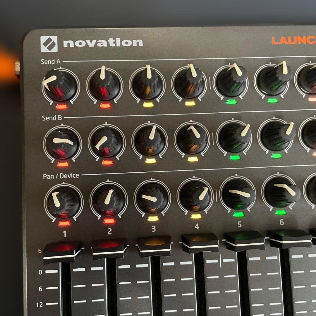 NOVATION Launch Control XL 整備済 Ableton