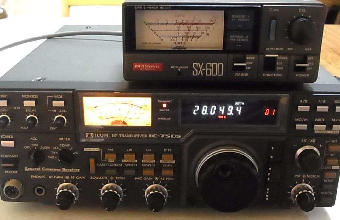 ICOM IC-750S(10W)HFトランシーバー　現状品