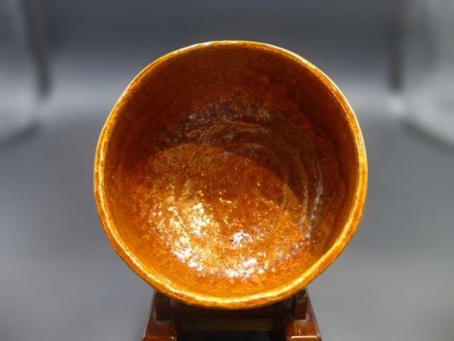 K　楽吉左衛門　十二代　弘入　飴茶碗／共箱共布／銘「吉野」／表千家十二代