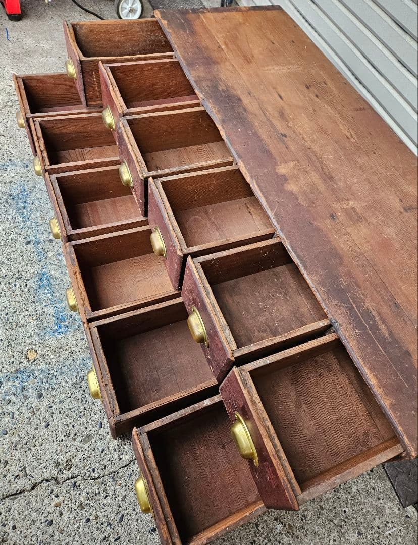 USヴィンテージ 古いファイルキャビネット 木製引出し 12杯 収納 古家具