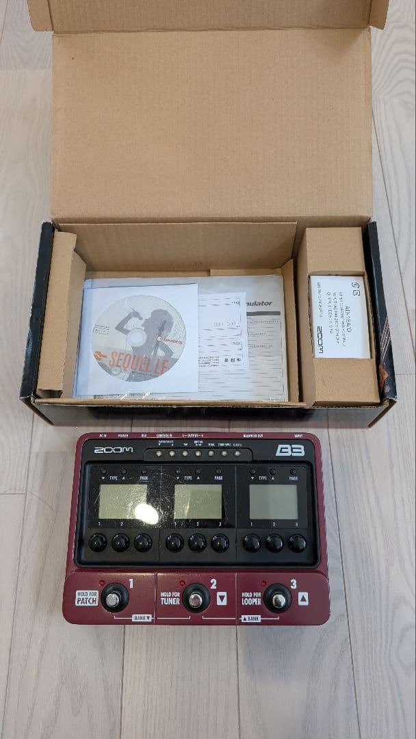 美品！　ZOOM　B3　マルチエフェクター　ベース用　付属品完備