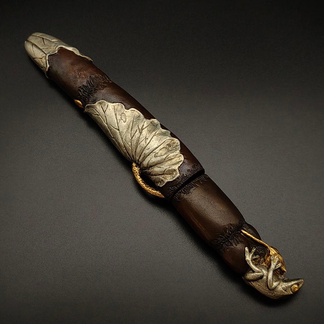 年末セール　銅製刀装具　短刀拵　柄鞘一式　蝦蟇の図　絵金銀　金工品　細工　刀装具