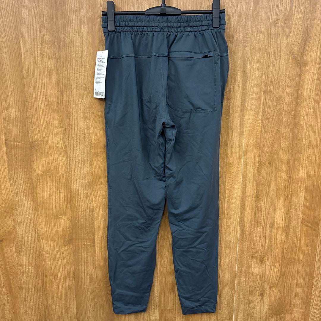 新品 タグ付き lululemon ルルレモン テーパードパンツ レギュラー