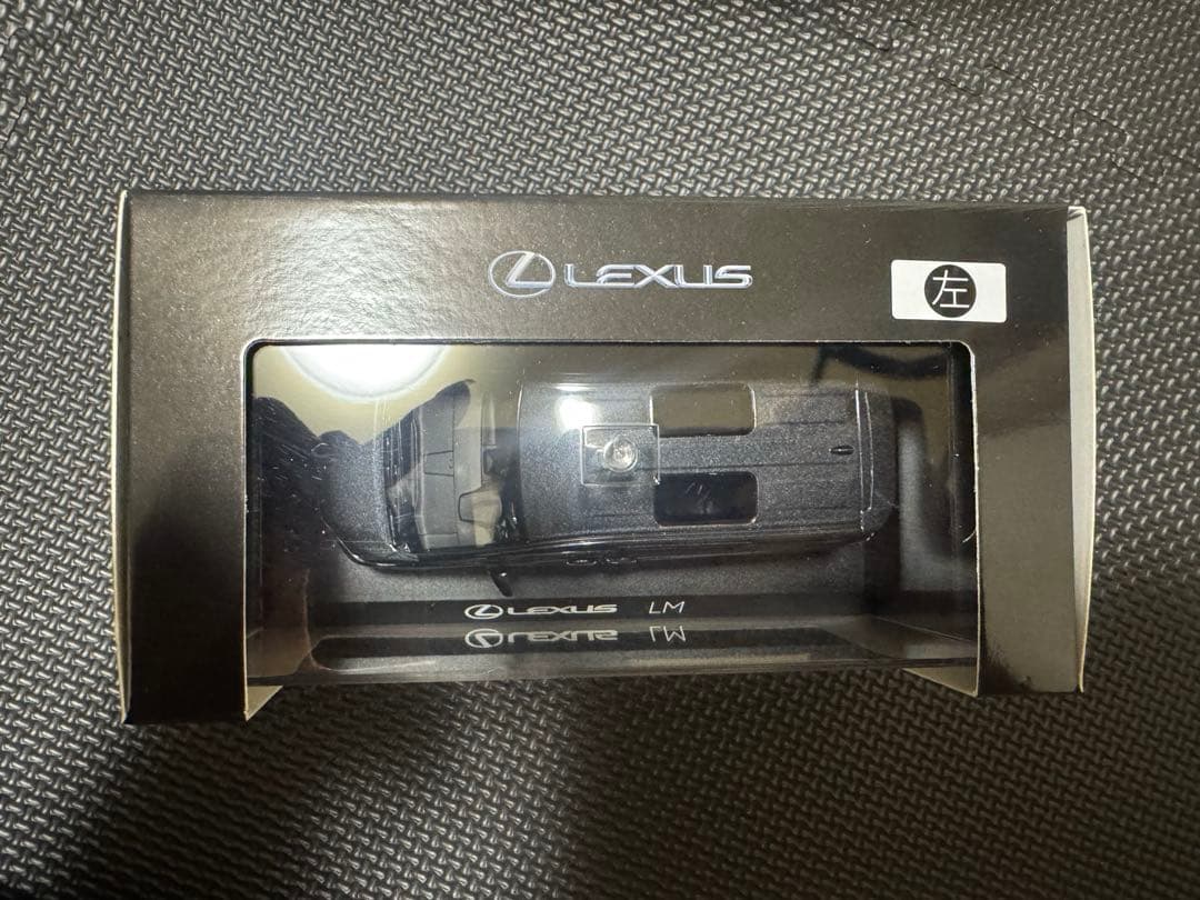 レクサス LM 1/43 左ハンドル グラファイトブラックガラスフレーク