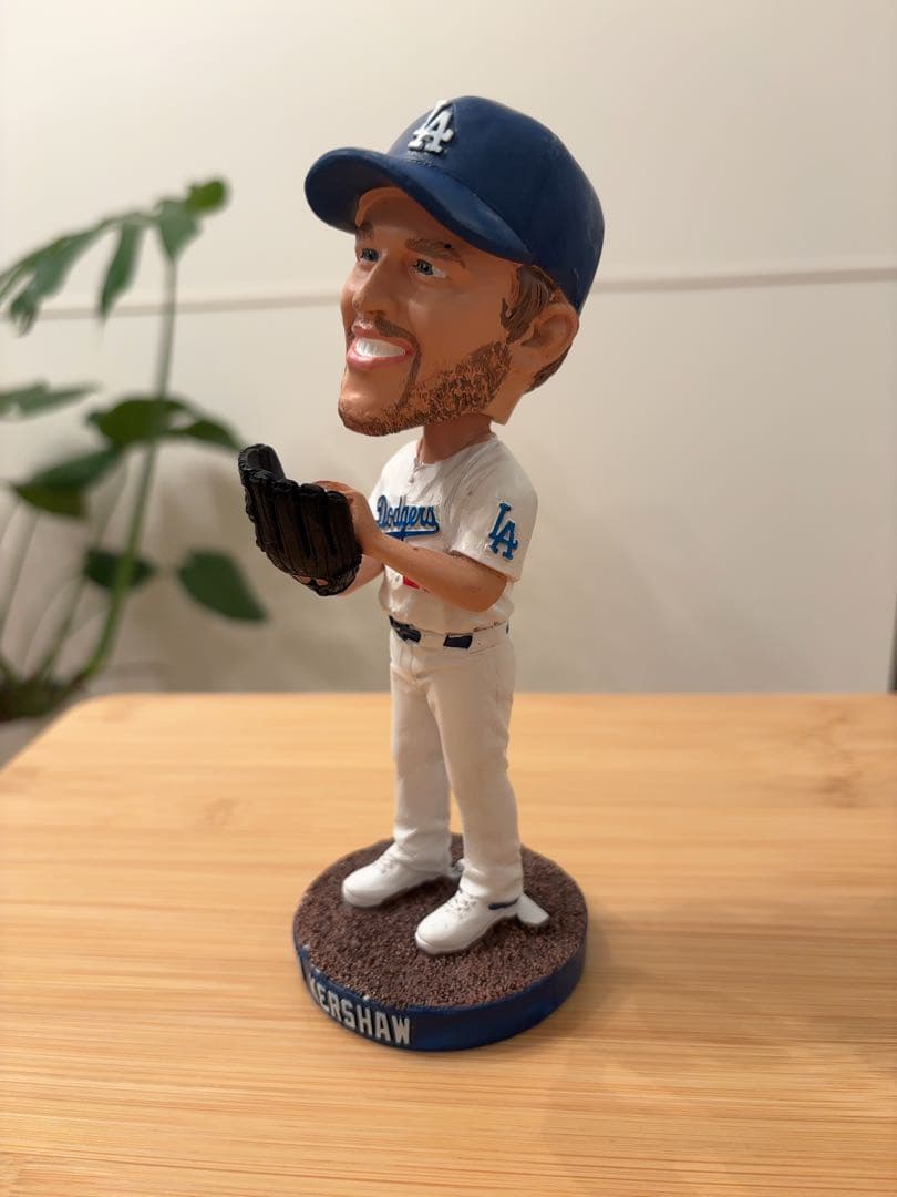 【2024年9月25日配布】カーショウ　ボブルヘッド　クレイトン・カーショー