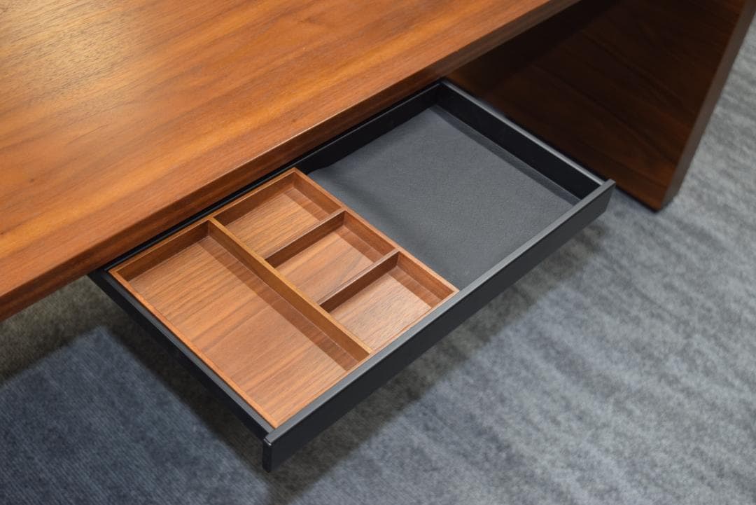 Cassina IXC. BROAD desk/ブロード デスク エグゼクティブ