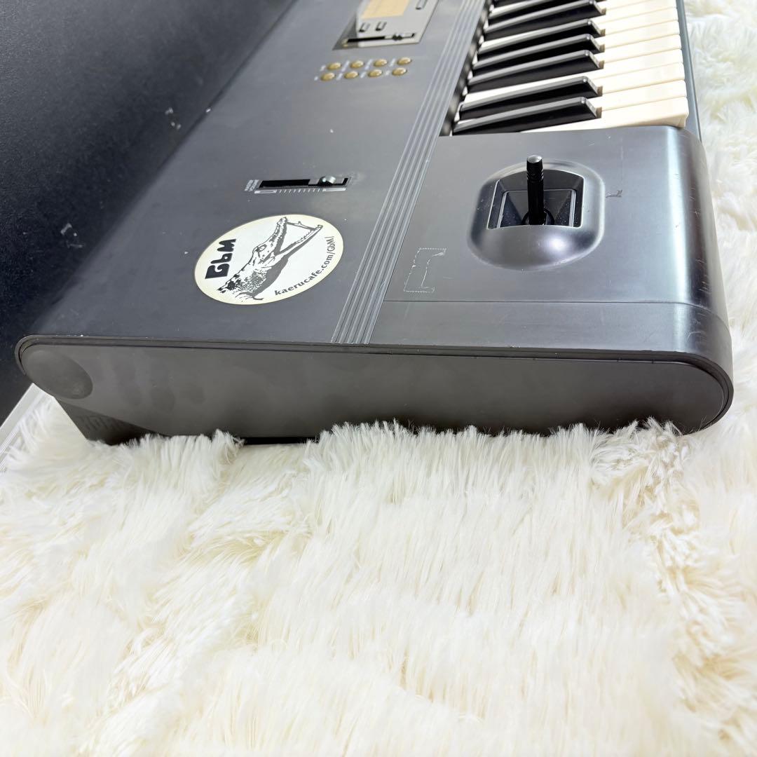 KORG M1 シンセサイザー ハードケース付き コルグ 希少 鍵盤楽器