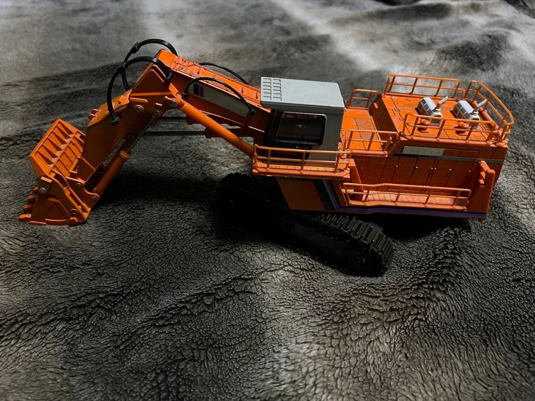 HITACHI 日立　EX1800 油圧ショベル　バックホー　重機　建設機械