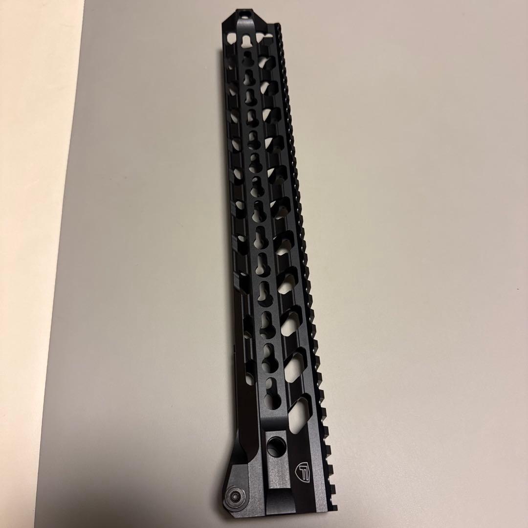 IRON AIRSOFT Fortis 14インチ M4ハンドガードフロント一式