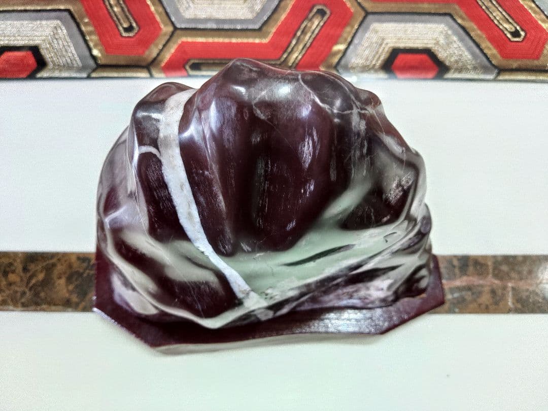 赤玉石　赤石　ビクトリーストーン　V字石　岩石　鑑賞石　かわいいレッドストーン