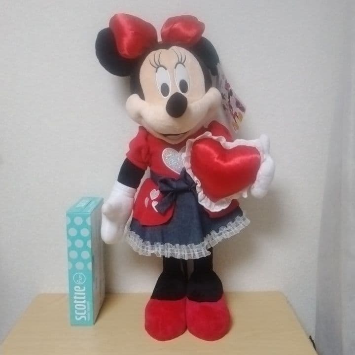 ディズニー　ミニーマウス バレンタインデニムドレス ぬいぐるみ 　タグ付き