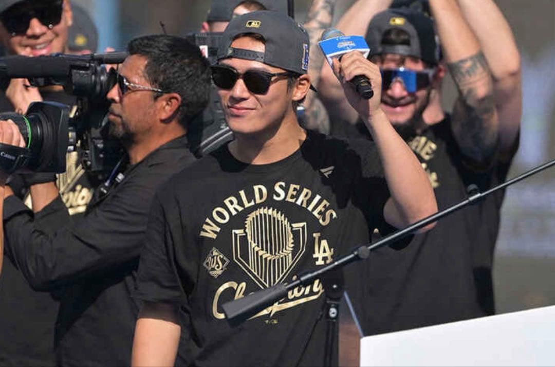 【正規品】ドジャース 2024 2025優勝記念 着用Tシャツ 4枚セット　Ｌ