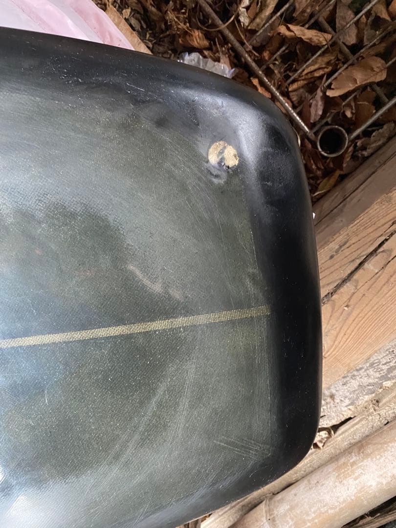 ジャスティスサーフボードSeaSofa ブラックサーフボード フィンボックス付き