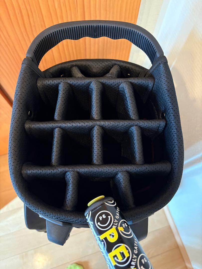 タイトリストPlayers 4 スタンドバッグ　ブラック&レッド　14分割式