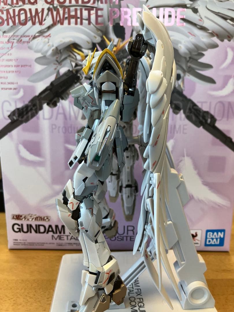 ウイングガンダムスノーホワイトプレリュード