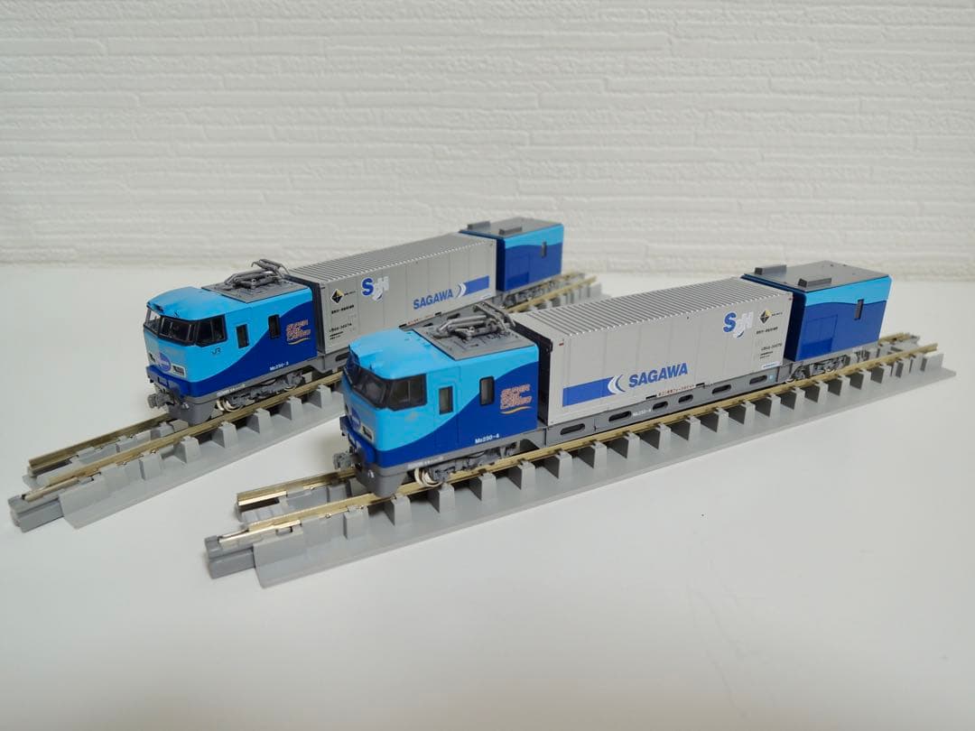 KATO JR貨物 M250系 スーパーレールカーゴ U50Aコンテナ積載8両