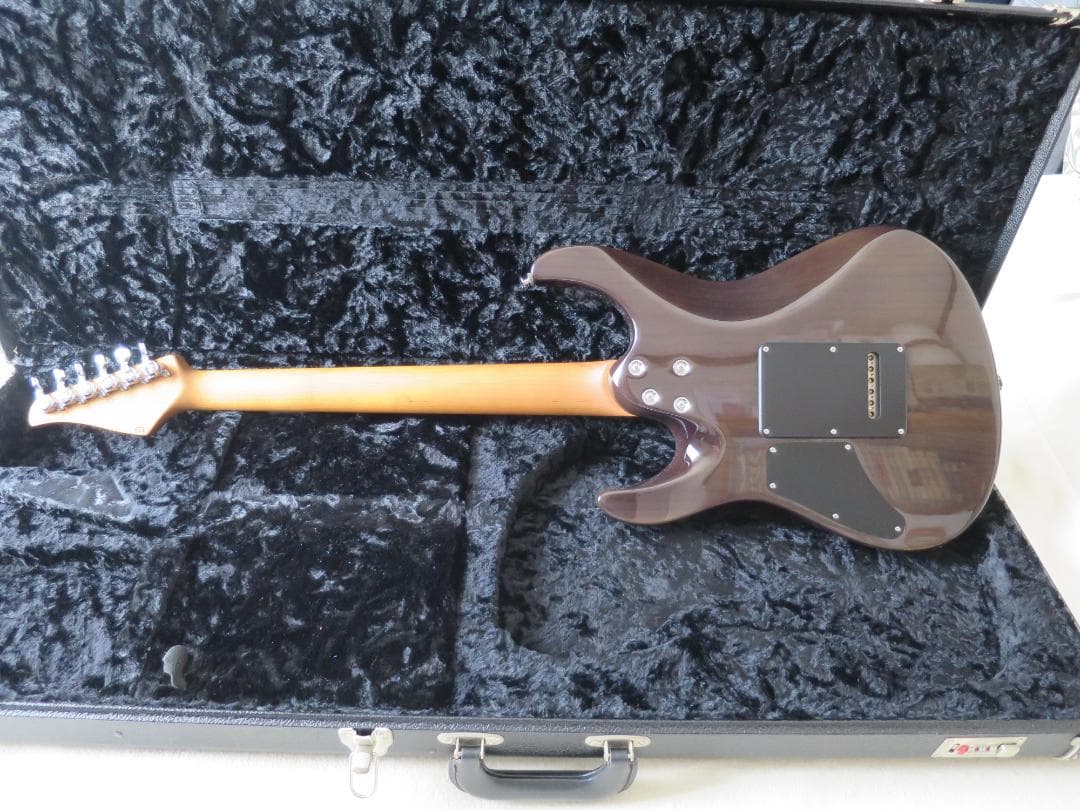 Suhr Modern (Trans Black) 新品同様・ほぼ未使用