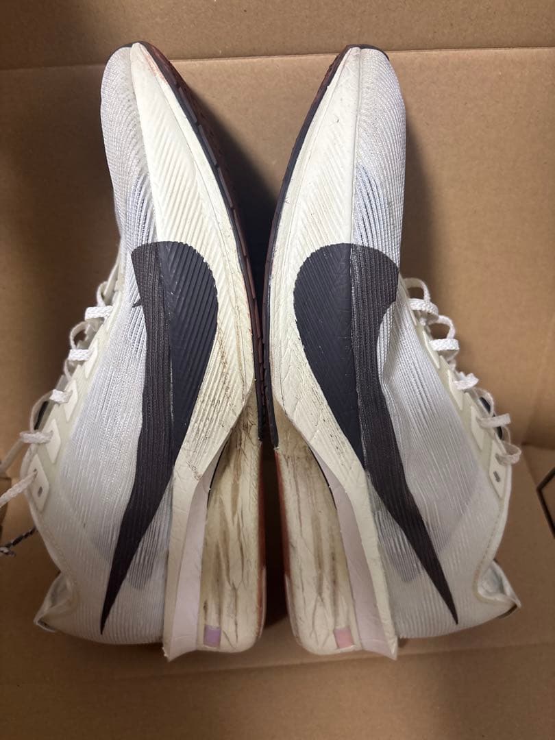 ナイキ　ヴェイパーフライ　27.5cm