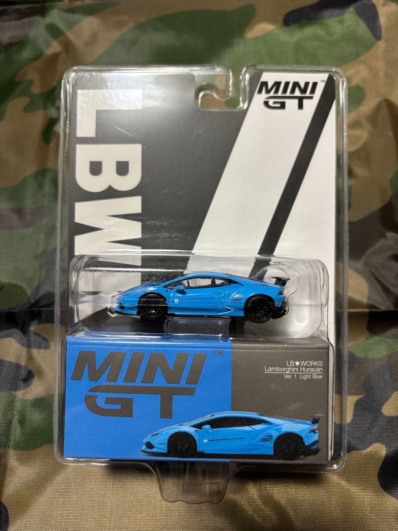 MiNiGT LBWORKS ランボルギーニウラカン　ライトブルー