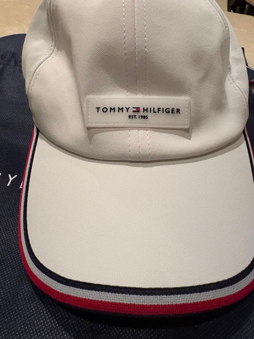 新品　2025 トミー ヒルフィガー ゴルフ　キャップ クール ボールポーチ