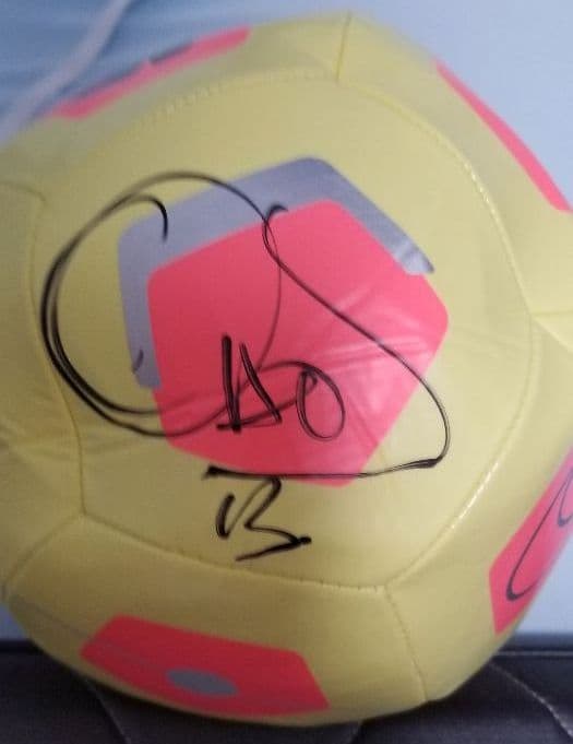 サッカーメキシコ代表、ギジェルモ・オチョア、直筆サイン入、NIKEサッカーボール