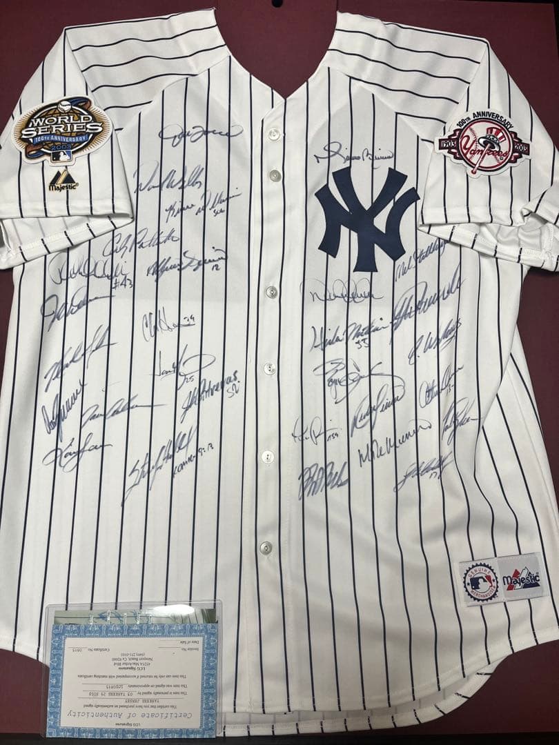 ニューヨークヤンキース　サイン入りユニフォーム