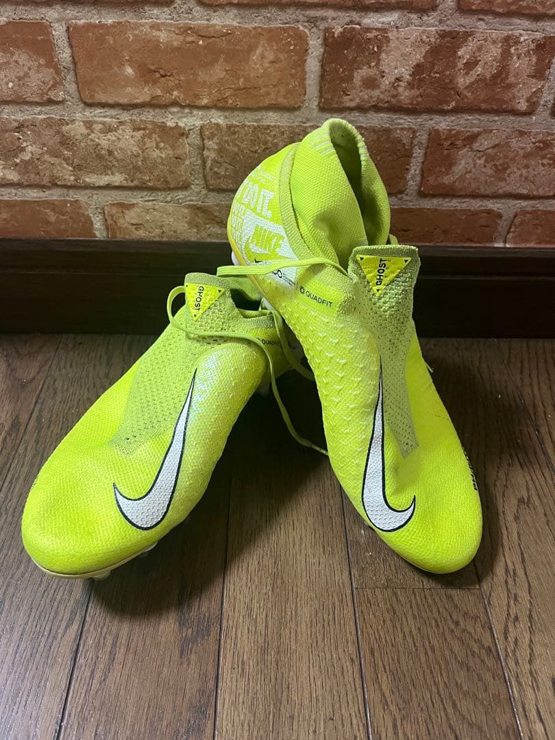 Nike Phantom GT イエロースパイクSG