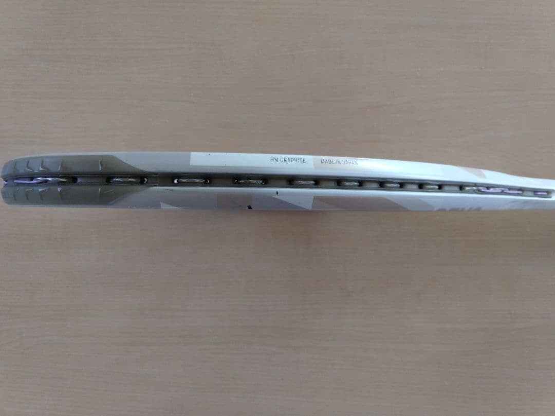 YONEX 　Vコア100 (グリップ２)