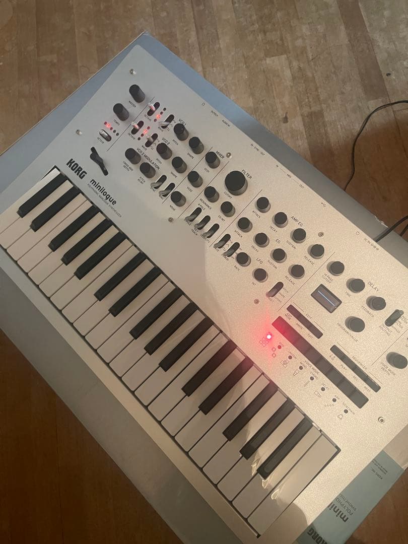 KORG minilogue アナログシンセ　37key 美品