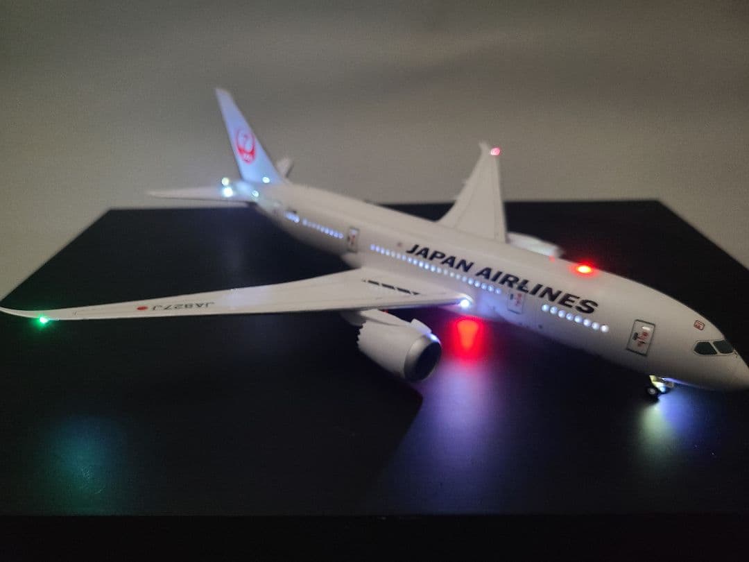 JAL Boeing 787-8 (JA827J) LED 仕様完成品