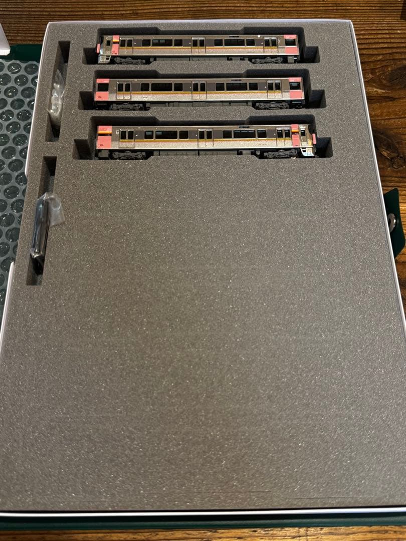 227系500番台　Urara 10-1907 岡山　KATO カトー