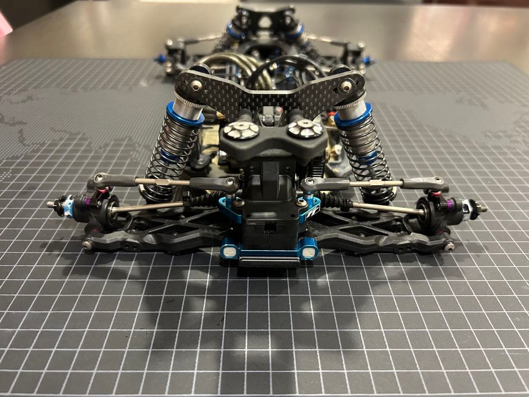 アソシエイテッドB6.2シャーシ&ESC(ダート仕様)