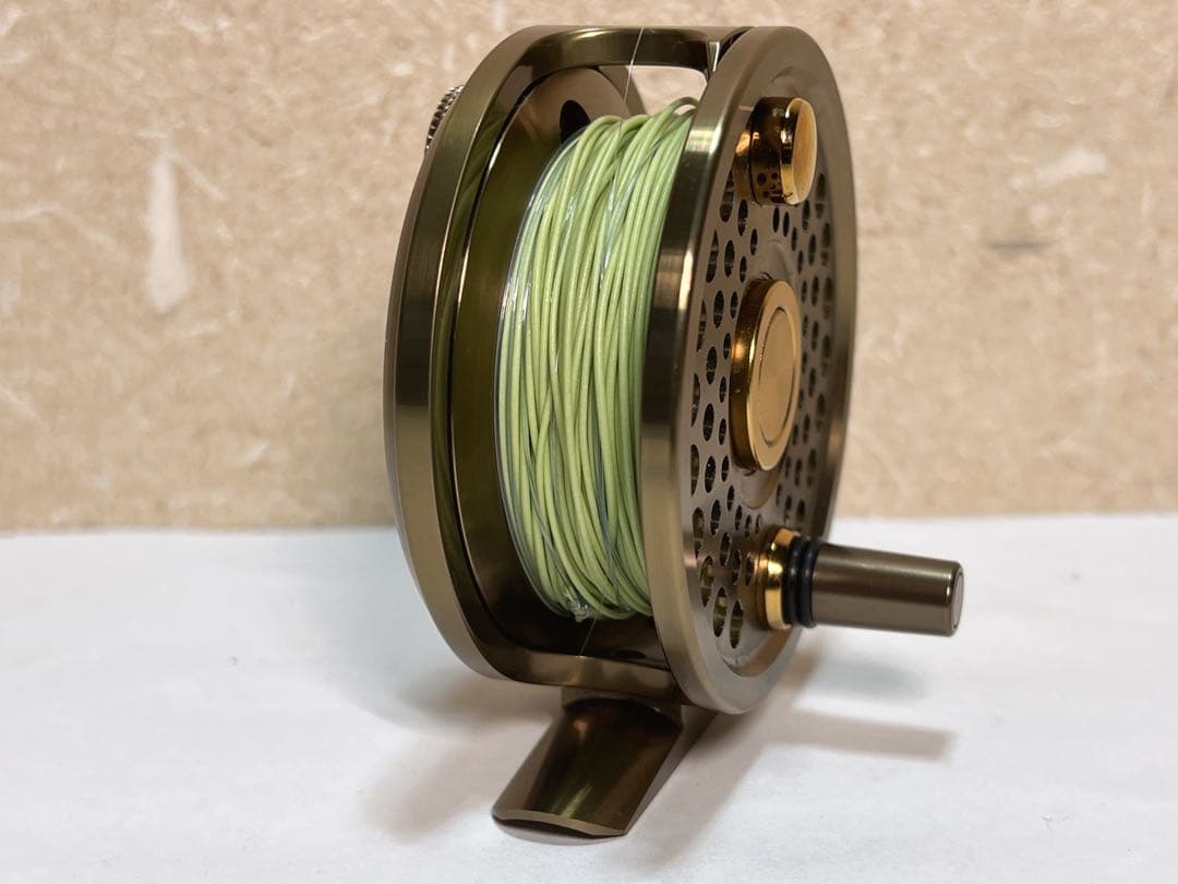 ダイワ アルトモア-X 100D フライフィッシングリール