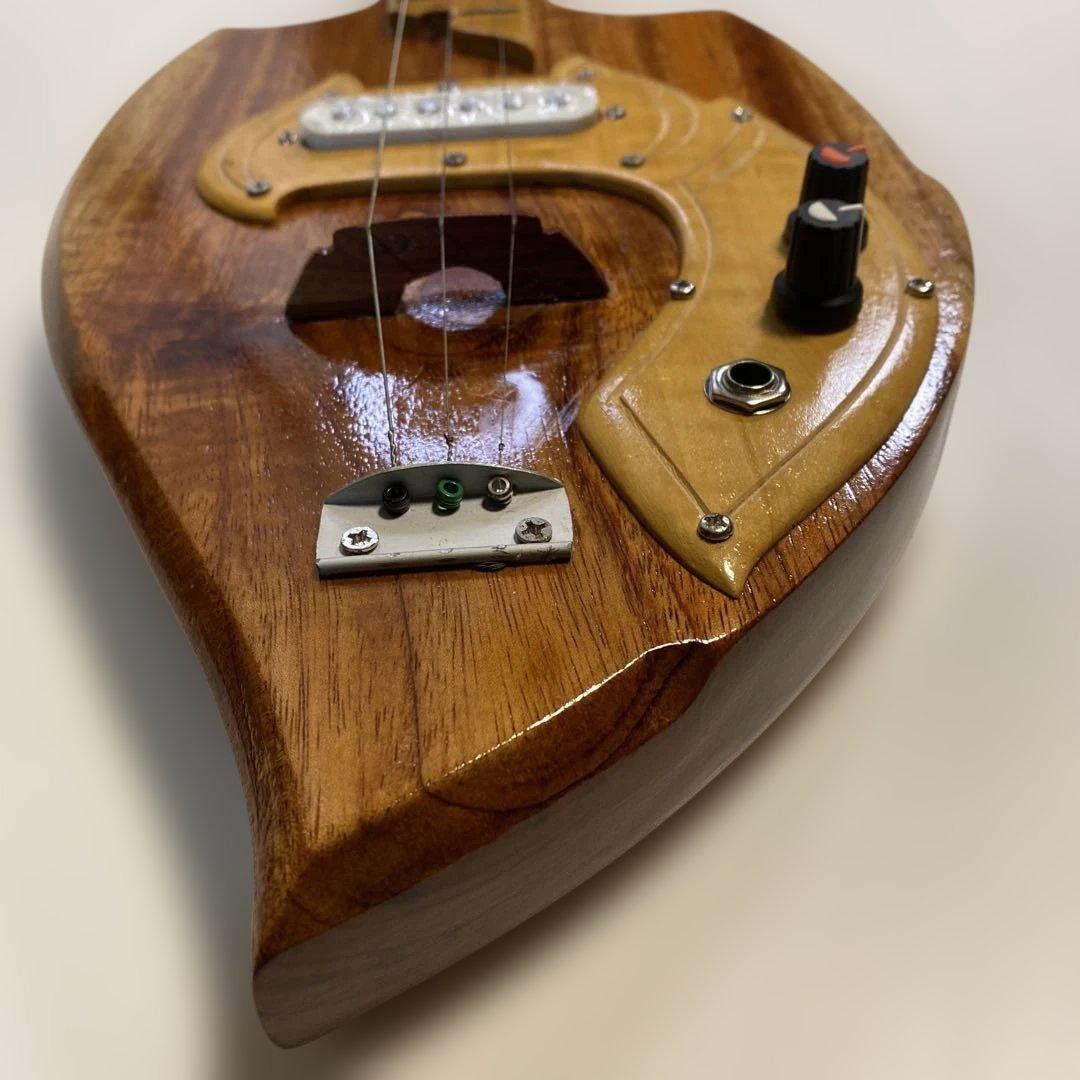 タイ 伝統楽器 エレクトリック ピン 三弦 バンコク 民俗楽器 Thai 未使用