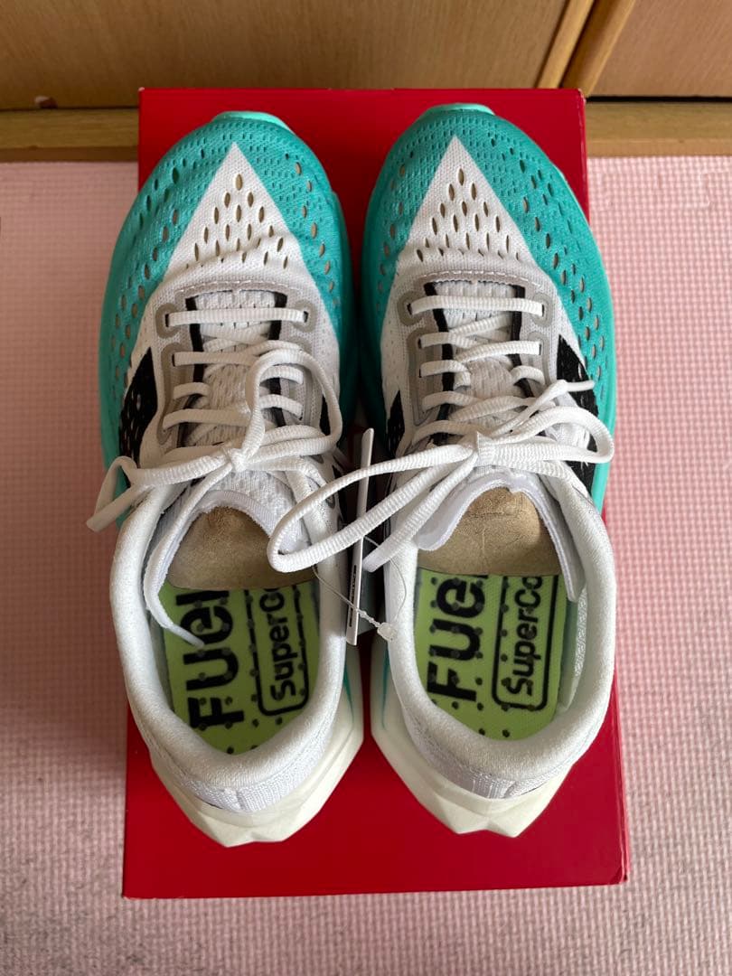 スパイク・シューズ New Balance FuelCell SuperComp Pacer v2