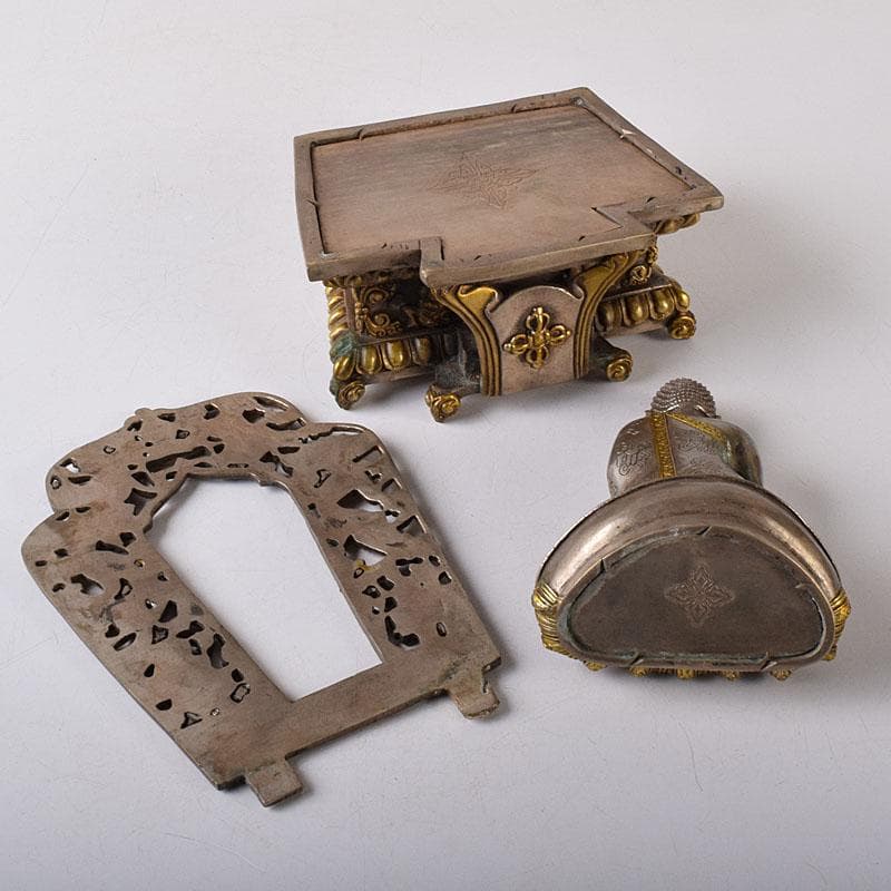 仏教美術　古銅塗金　チベット仏　仏像　置物　V　7815