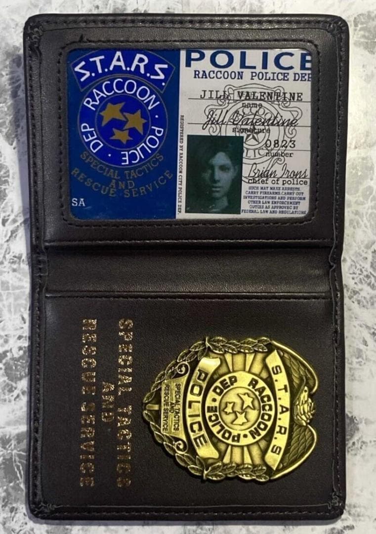 「バイオハザード　ジル・バレンタインの警察手帳　ブラウン」jo-db