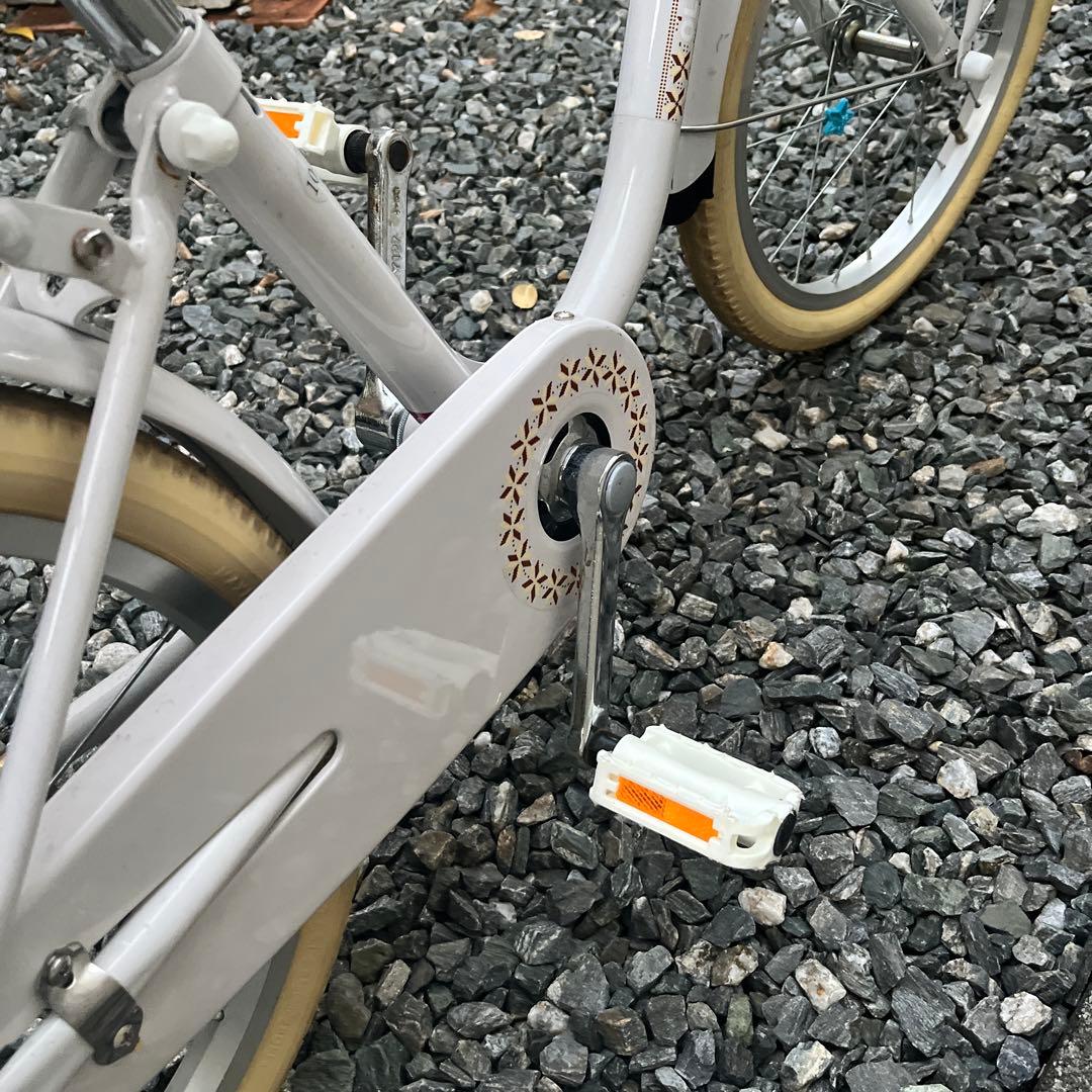 引取限定　自転車　18インチ　オリーブデオリーブ　グレージュ