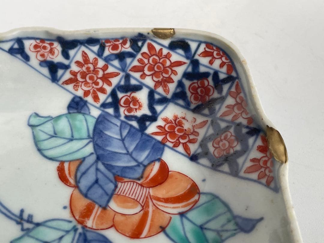 骨董　アンティーク　古伊万里　鍋島　色絵　椿図　変形皿　角皿　小皿