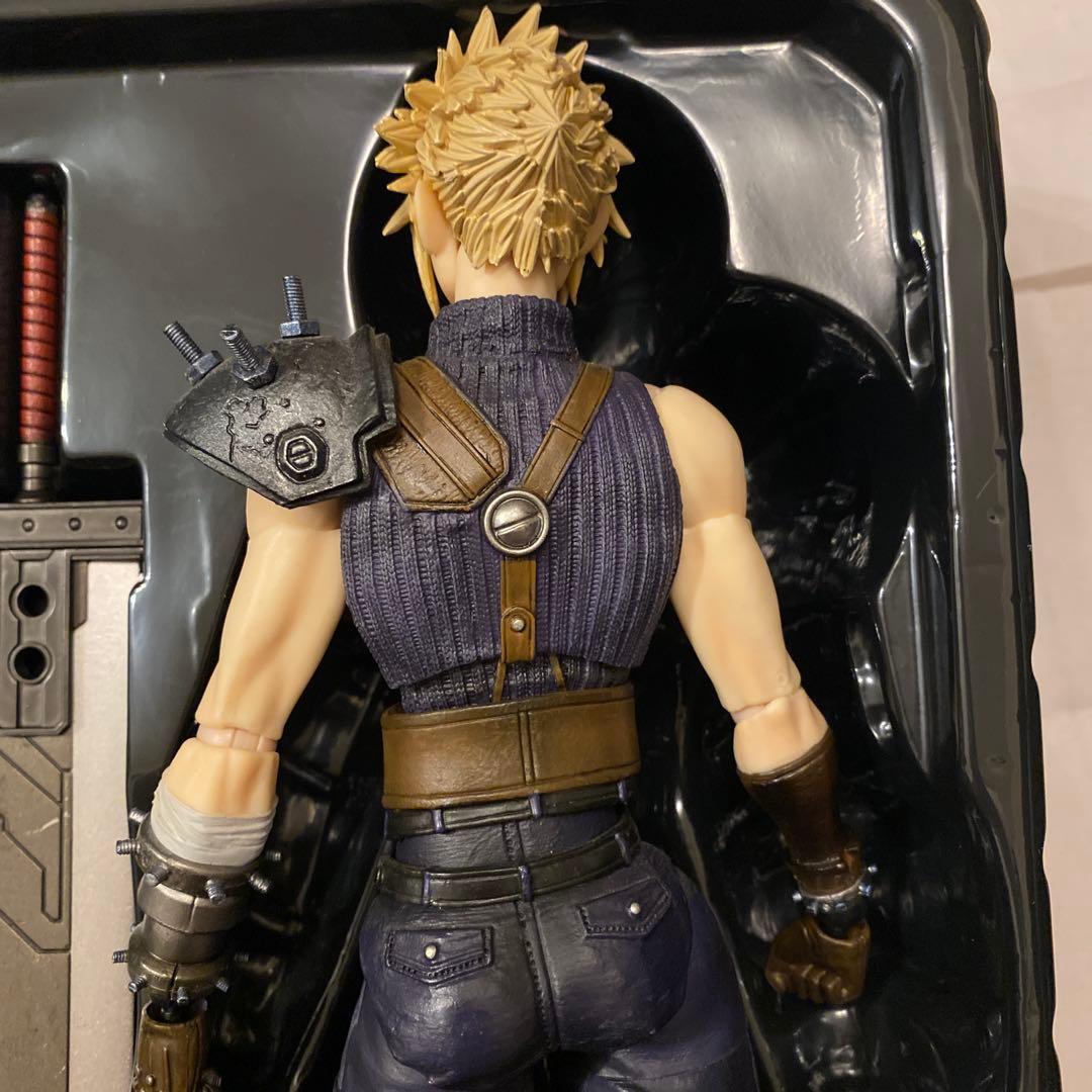 ファイナルファンタジー7リメイク プレイアーツ改 クラウド