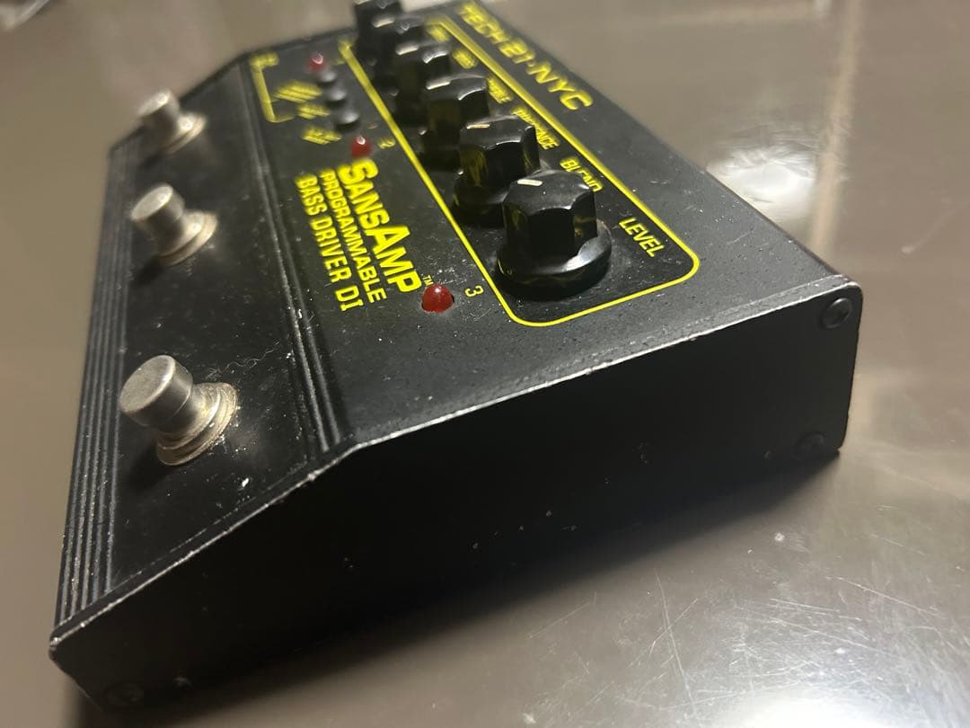 ギター Tech21 SansAmp Programmable Bass D